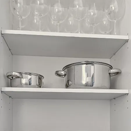 Heaven With 4 Bedrooms A Furnished Kitchen And Balcony