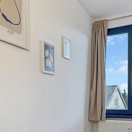 Heaven With 4 Bedrooms A Furnished Kitchen And Balcony Apartamento *