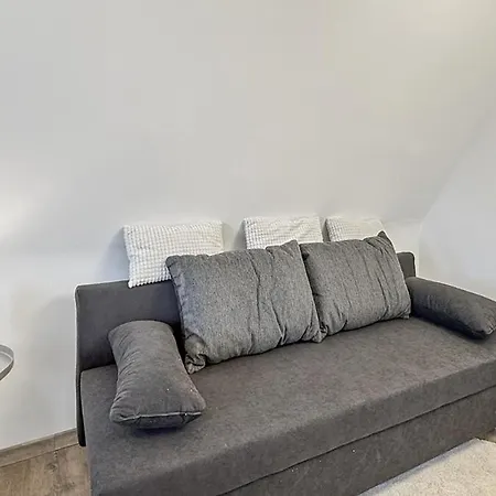 Heaven With 4 Bedrooms A Furnished Kitchen And Balcony *